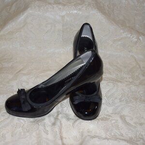 Anne Klein Black Patent Leather Bow Pumps - Sz 7.5 M